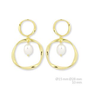 Gold-plated long earrings with cultured pearls