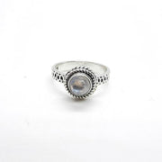 Feiner Silberring mit Regenbogen Mondstein - Jaipur Ringe KOOMPLIMENTS