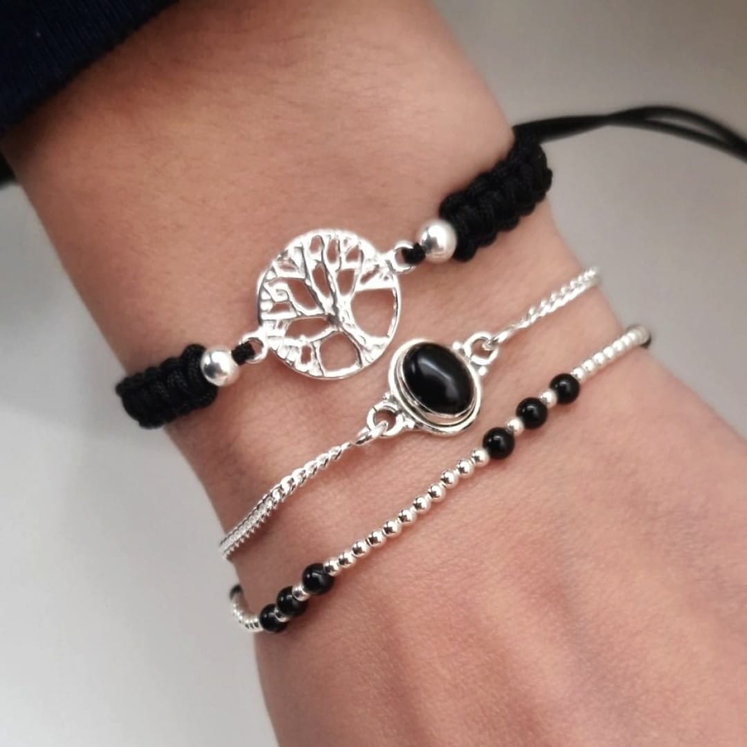 Schwarzes Armband mit silbernem Lebensbaum Armband KOOMPLIMENTS