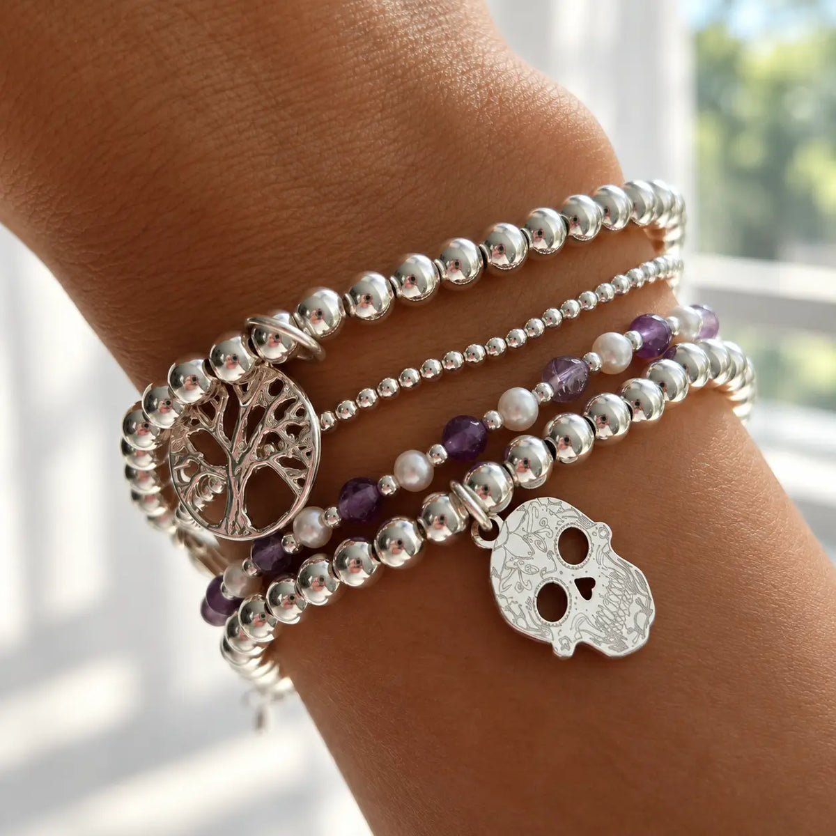 925 Silberkugelarmband mit Zuckerschädel-Anhänger - LA CATRINA Charm Armband KOOMPLIMENTS