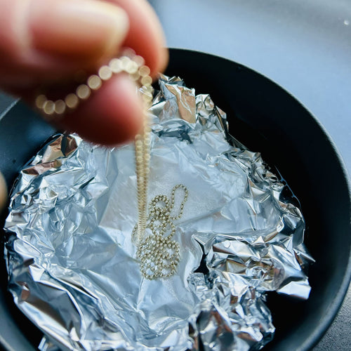 Nettoyer les bijoux en argent avec des remèdes maison