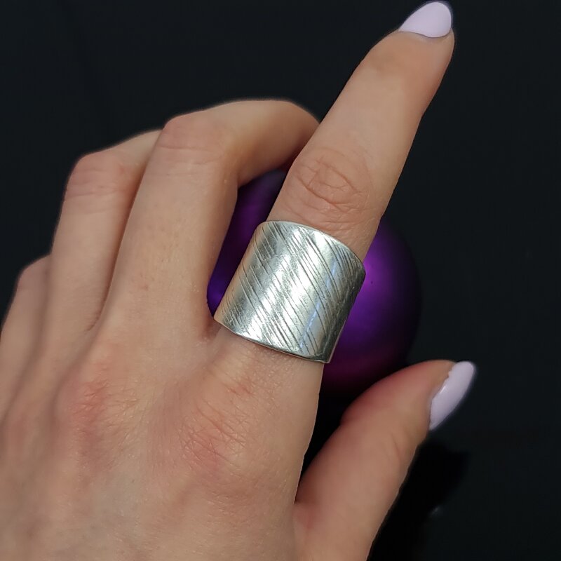 Breiter Ring Silber | Designer Schmuck KOOMPLIMENTS