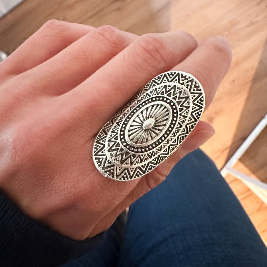 Breiter ovaler Ring Mandala Ringe KOOMPLIMENTS