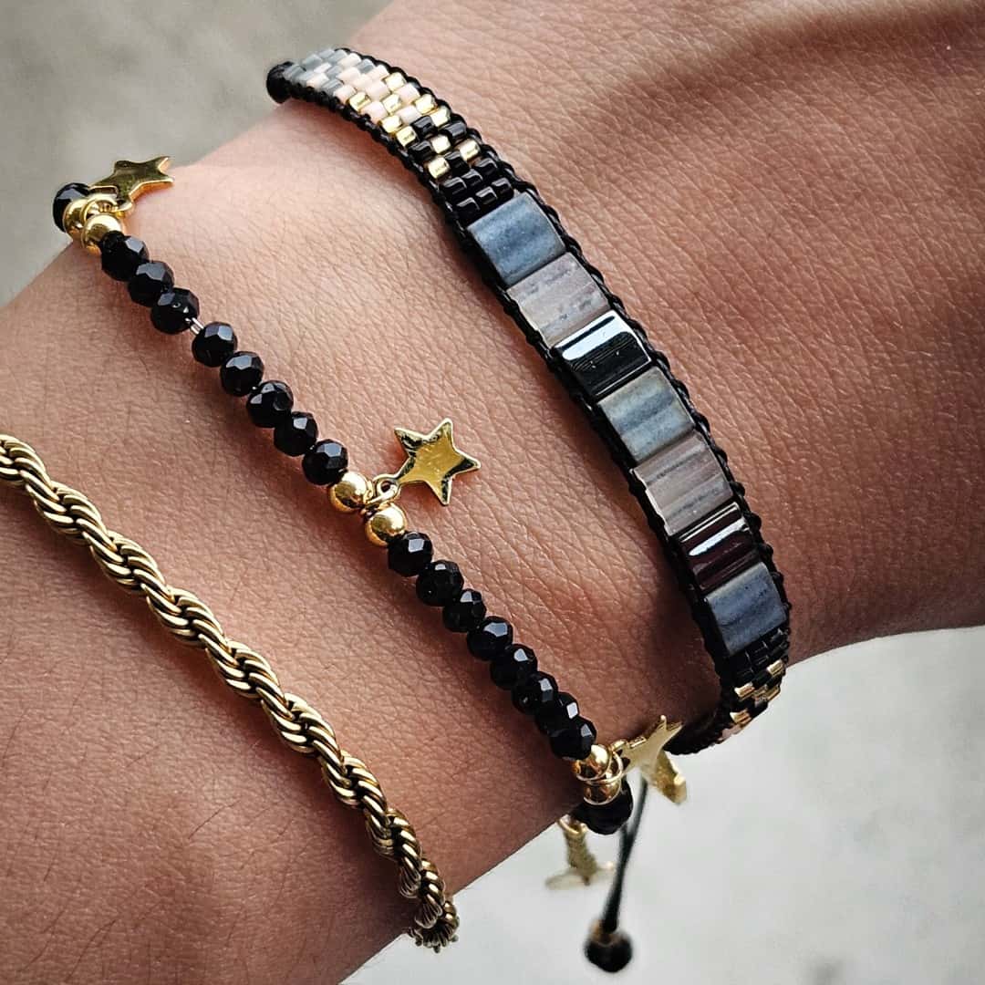 Edelstahlarmband mit Sternanhängern – STARS Armband KOOMPLIMENTS