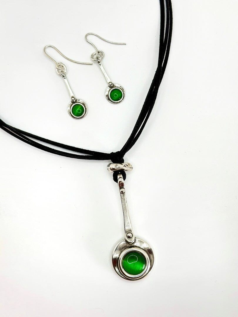 Halskette mit grüner Kristall-Anhänger - ZARA Halsketten KOOMPLIMENTS