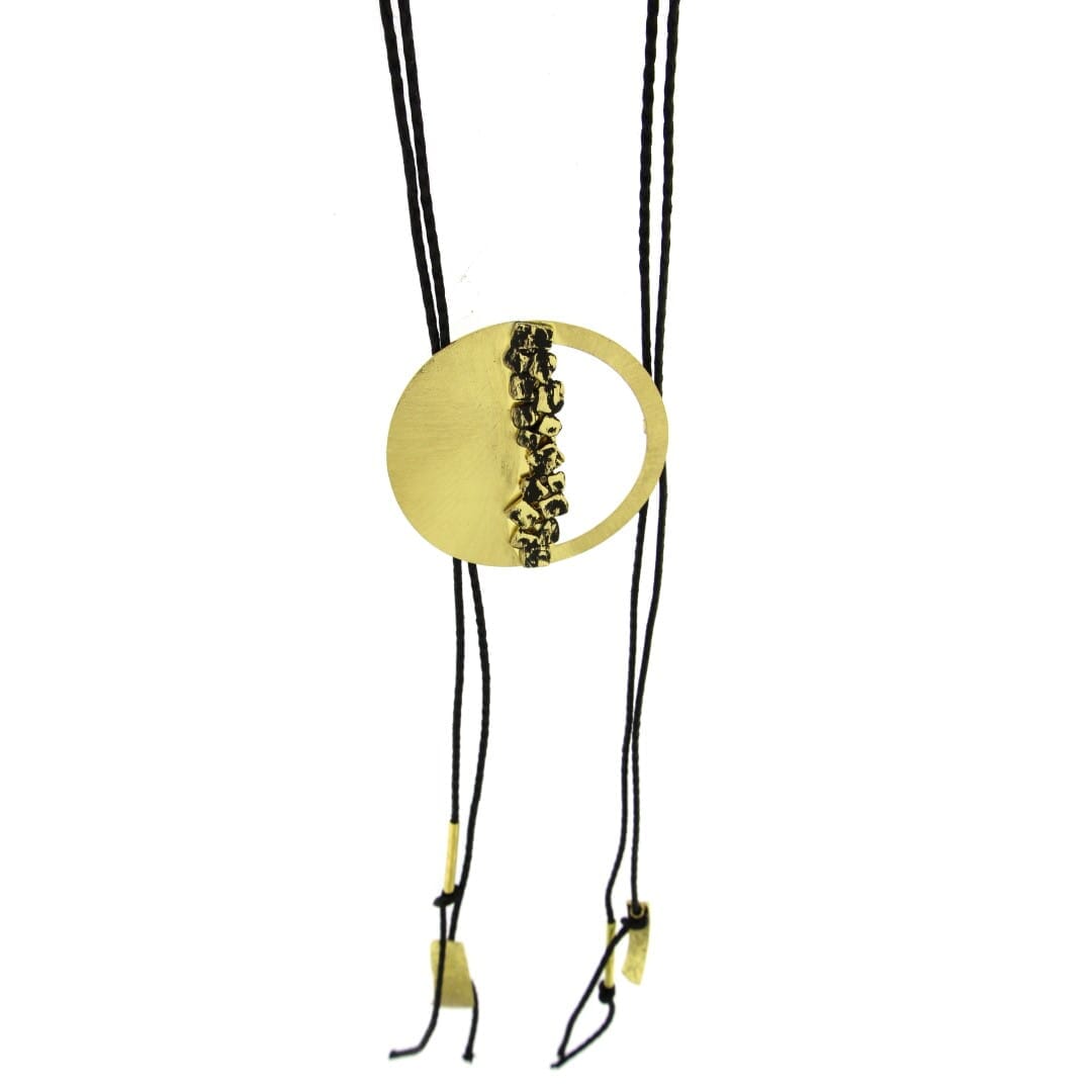Lange Halskette mit grossem goldenen Kreis - HALFMOON Halsketten KOOMPLIMENTS 