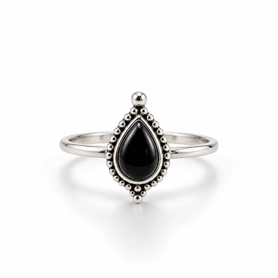 Onyx Ring aus 925 Sterlingsilber in Tropfenform Ringe KOOMPLIMENTS