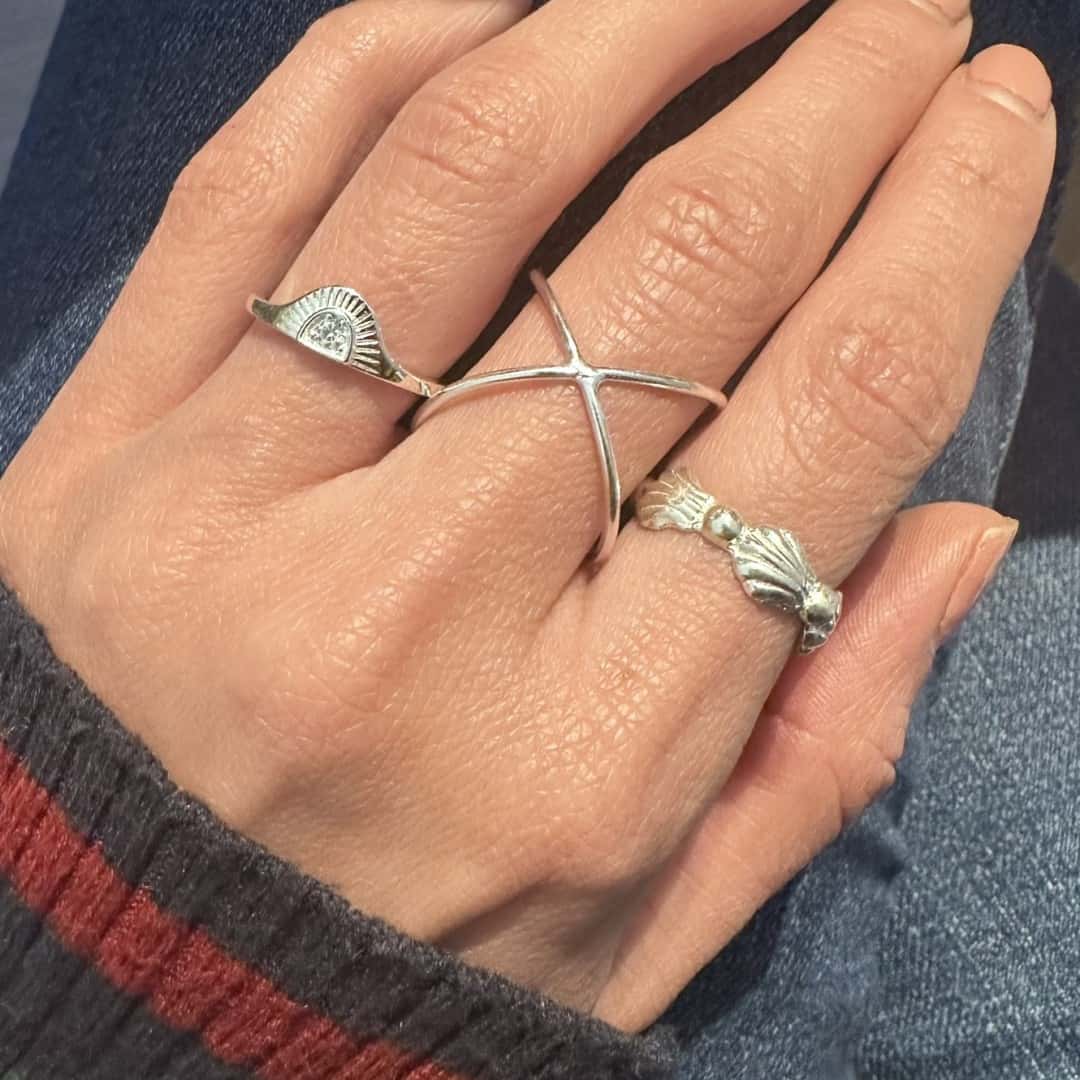 Silber Muschel Ring und kleine Kugeln Ringe KOOMPLIMENTS