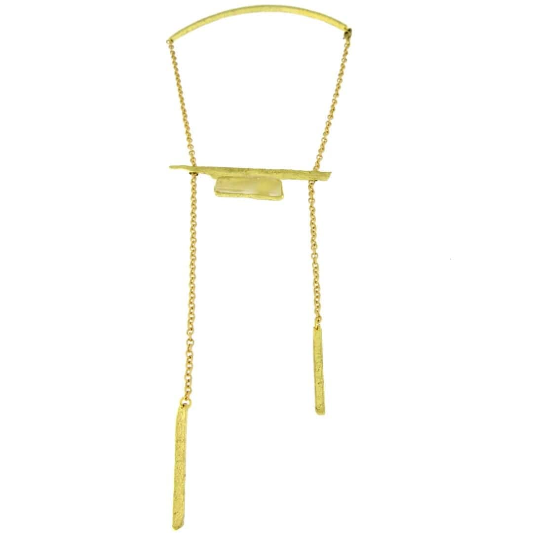 Skulpturale T-Halskette aus Bronze - DASH Halsketten KOOMPLIMENTS