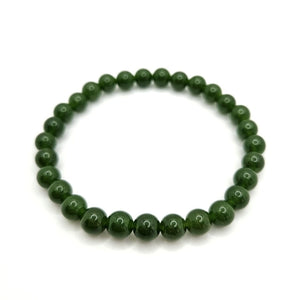 Bracciale realizzato con perle di giada verde