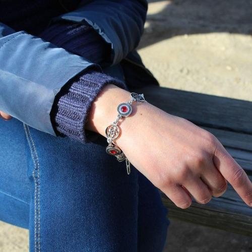 Armband Knopf Kristallperlen - Duchess Siam Rot Armband KOOMPLIMENTS