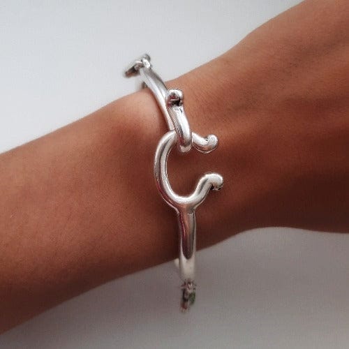 Armreif mit Herzen Anhänger Armband KOOMPLIMENTS