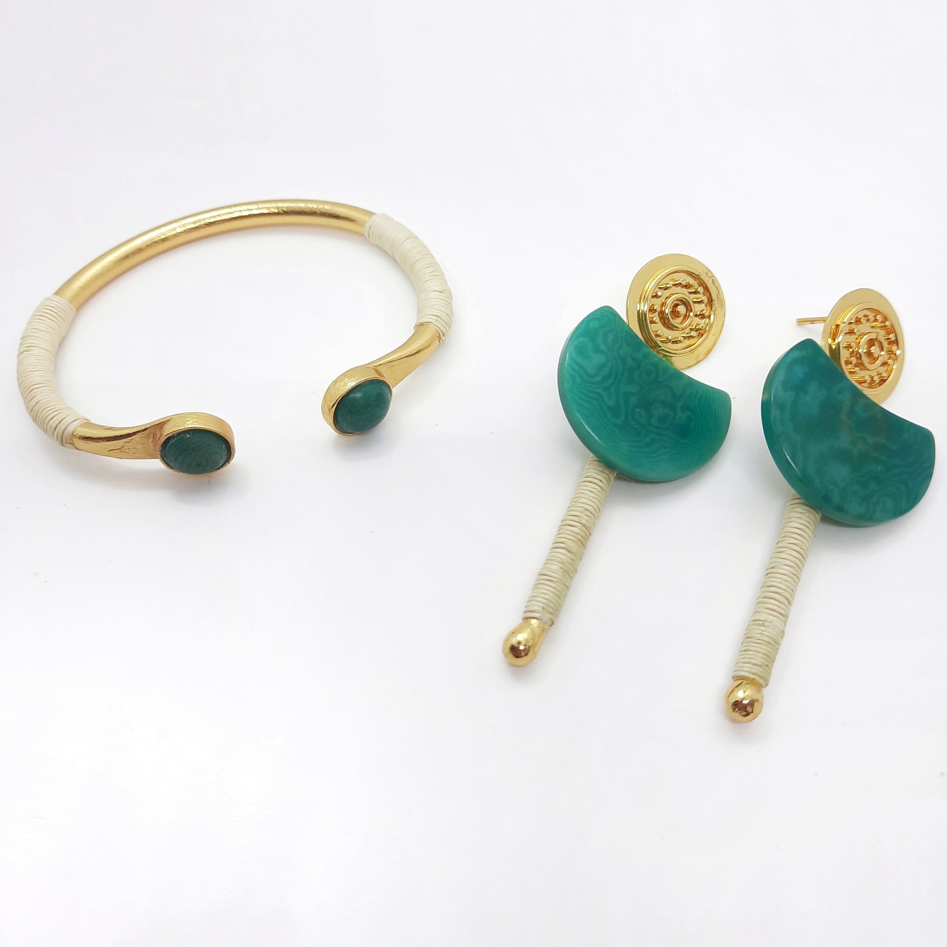 Armreif Thebe - Sueños Jade Armband KOOMPLIMENTS