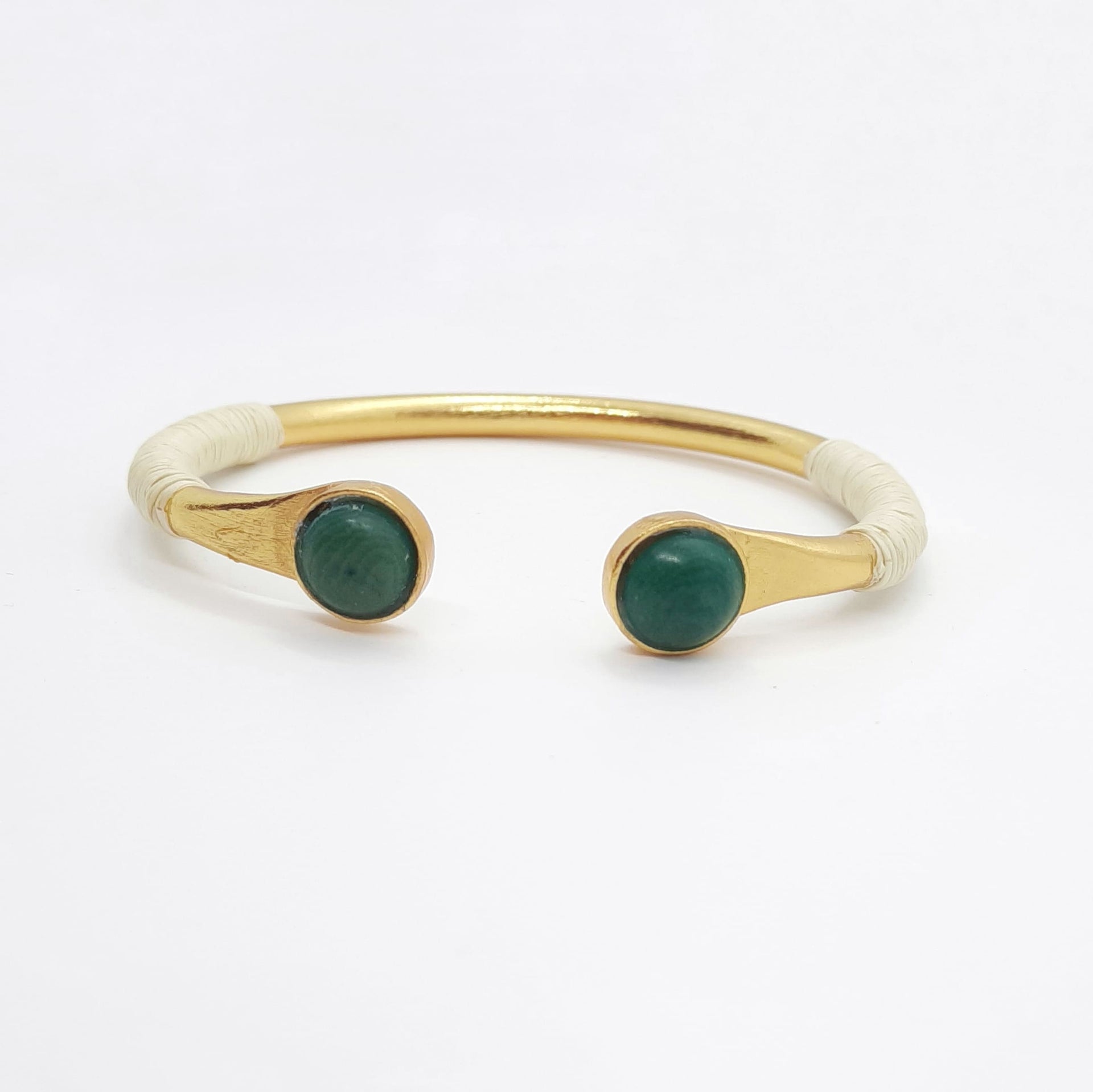 Armreif Thebe - Sueños Jade Armband KOOMPLIMENTS