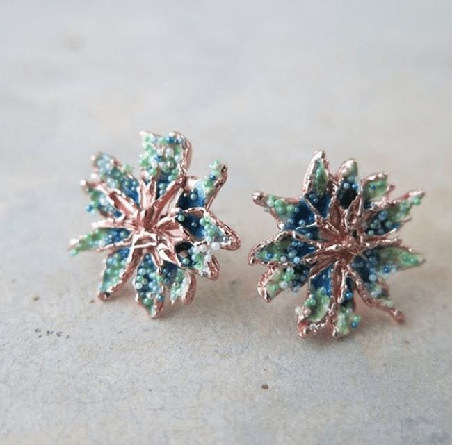 Besondere Ohrstecker in Blumenform - Flora Ohrstecker KOOMPLIMENTS