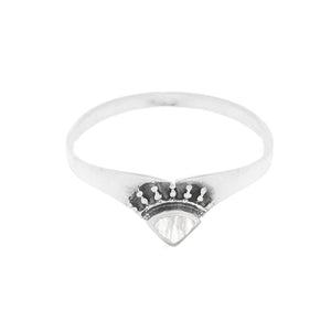 Anillo de plata en forma de triángulo Boho - Perla