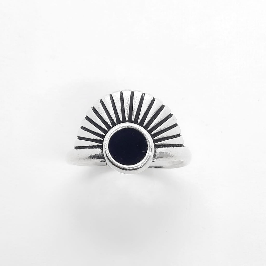 Boho Ring mit Sonnenstrahlen - Schwarz Ringe KOOMPLIMENTS