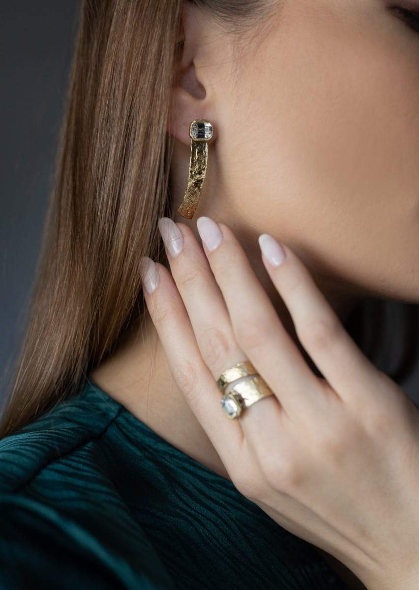 Breiter Gold Ring mit Swarovski-Stein - NANA Ringe KOOMPLIMENTS