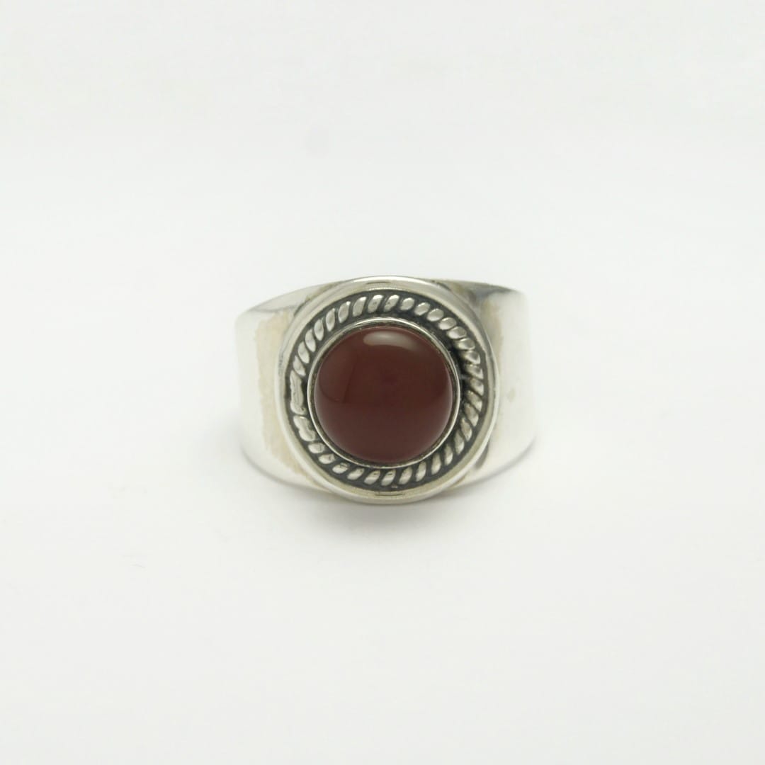 Breiter Silberring mit Karneol - Treue Ringe KOOMPLIMENTS