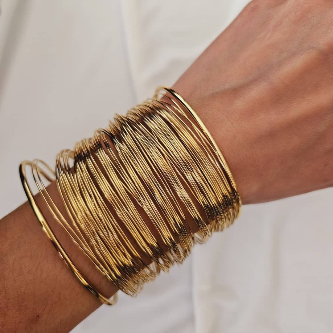 Breites Armreif Goldstränge Armband KOOMPLIMENTS