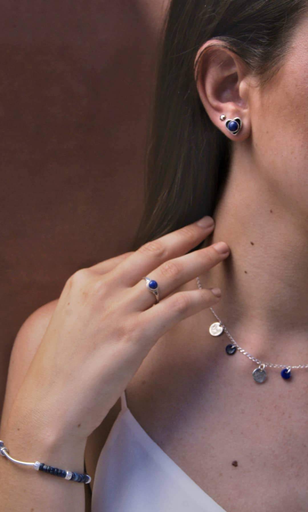 Choker Halskette aus Silber und Lapislazuli-Medaillen Halsketten KOOMPLIMENTS