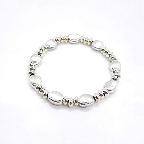 Damen Armband umgeben von Silber-Perlen - Juana Armband KOOMPLIMENTS