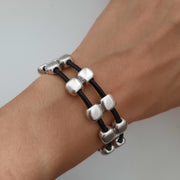 Doppel Lederarmband mit Silber Perlen - Leonilda Armband KOOMPLIMENTS