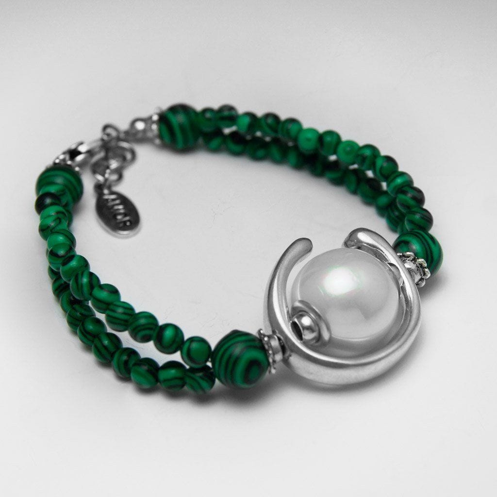 Doppel reihiges Armband mit weisser Perle und Malachit - Amor Armband KOOMPLIMENTS