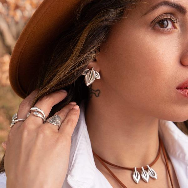 Einfache Damen Drei Blatt Ohrstecker - Blätter Ohrstecker KOOMPLIMENTS