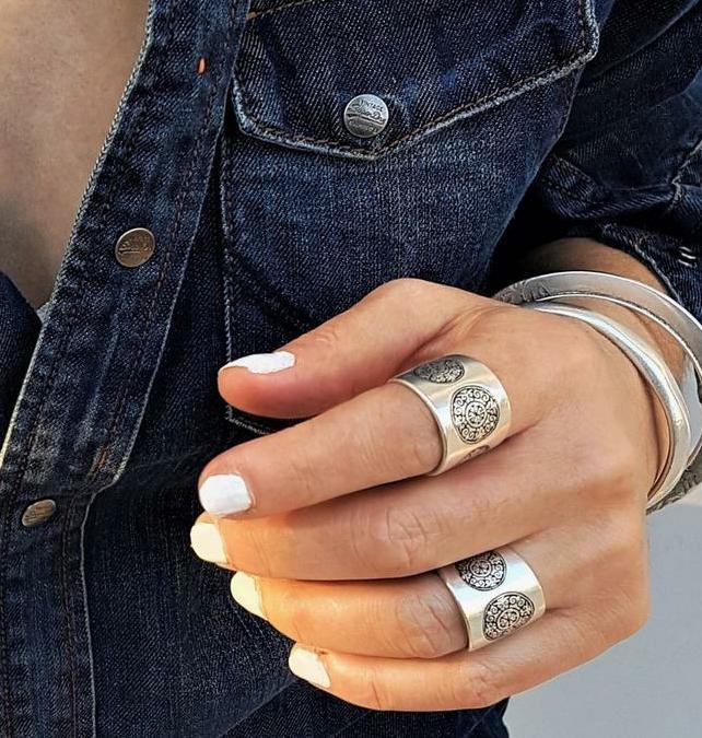 Ethnischer Breiter Silber-Ring - Mandala Ringe KOOMPLIMENTS