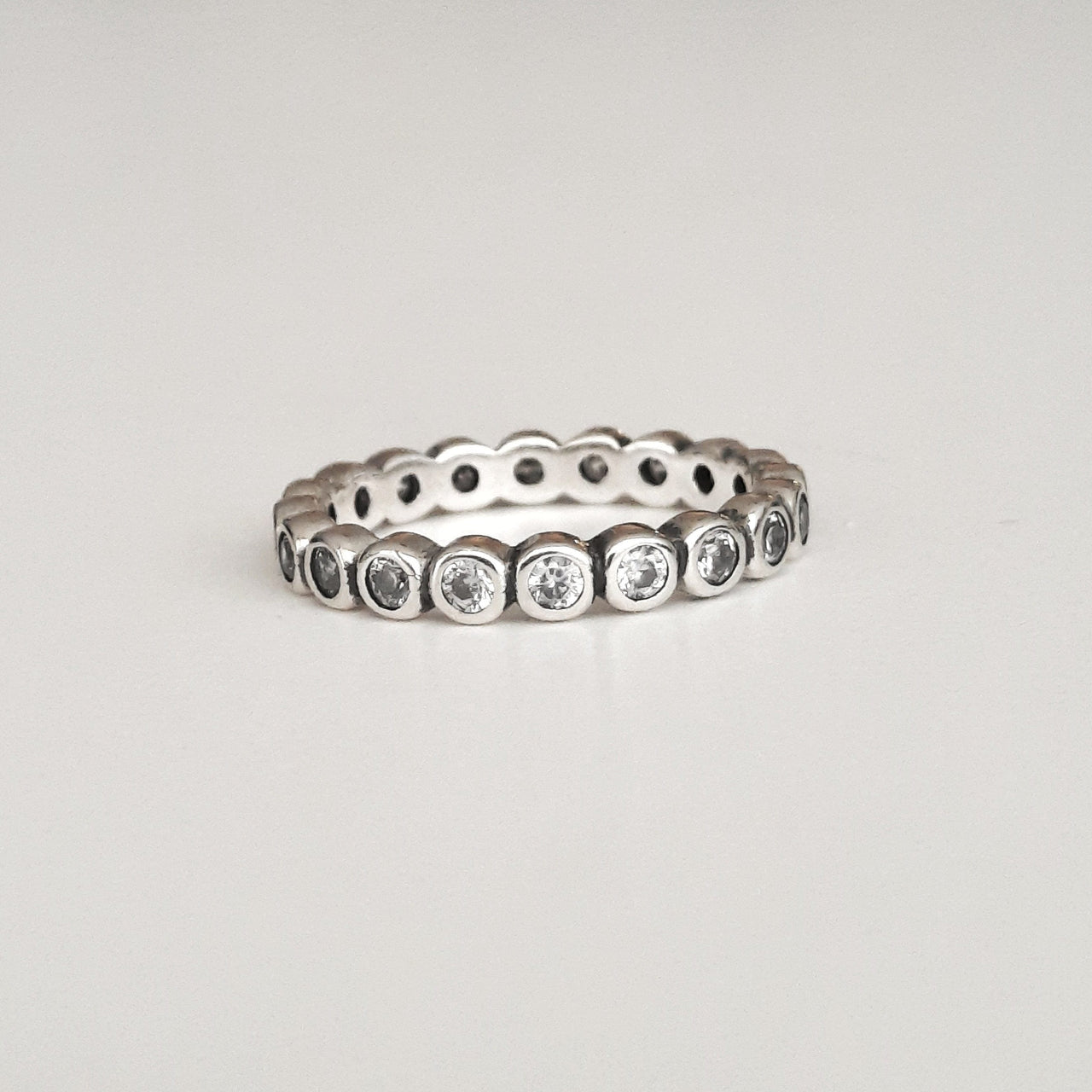 Ewigkeitsring mit runden Zirkonien Ringe KOOMPLIMENTS