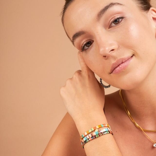 Farbiges Armband - Regenbogen Armband KOOMPLIMENTS