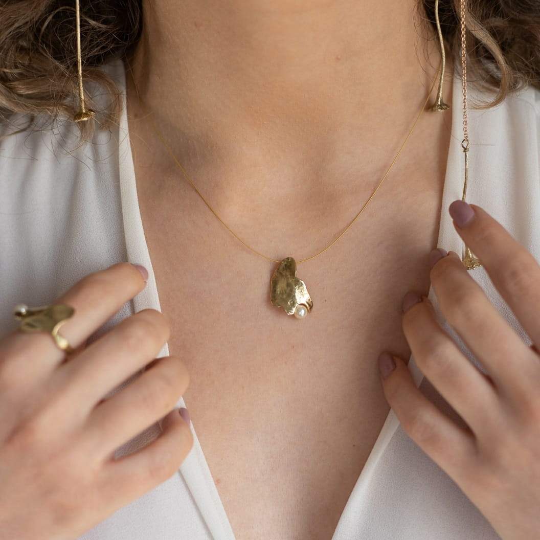 Feine Goldkette mit Perle - Sophistication Halsketten KOOMPLIMENTS