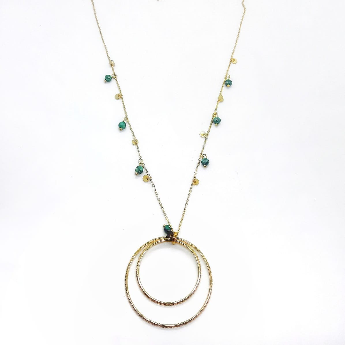 Feine Lange kette mit Malachit-Steinen Halsketten KOOMPLIMENTS