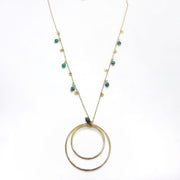 Feine Lange kette mit Malachit-Steinen Halsketten KOOMPLIMENTS