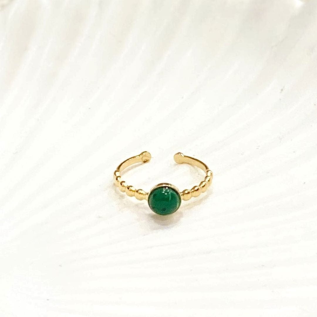 Feiner Ring mit Malachitstein - ADDISON Ringe KOOMPLIMENTS