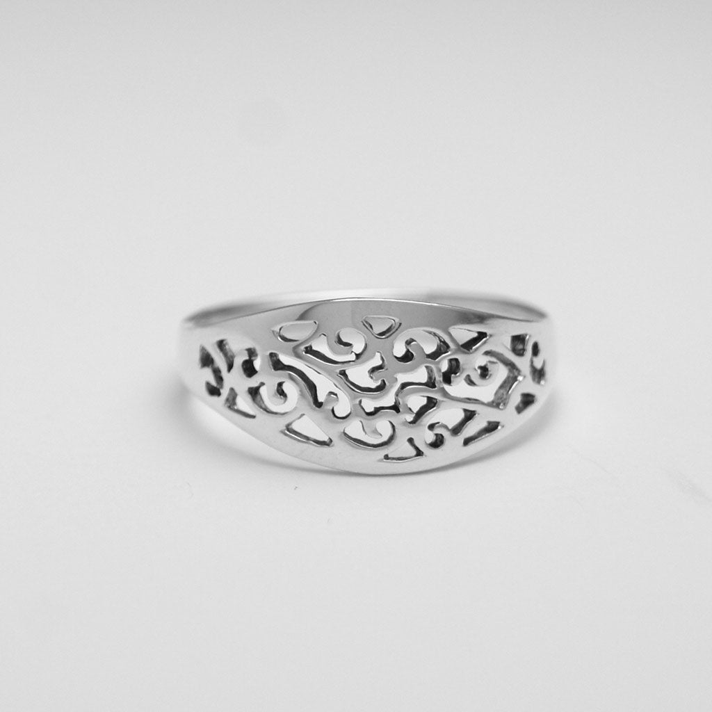 Filigraner Ring aus Silber - Details Ringe KOOMPLIMENTS
