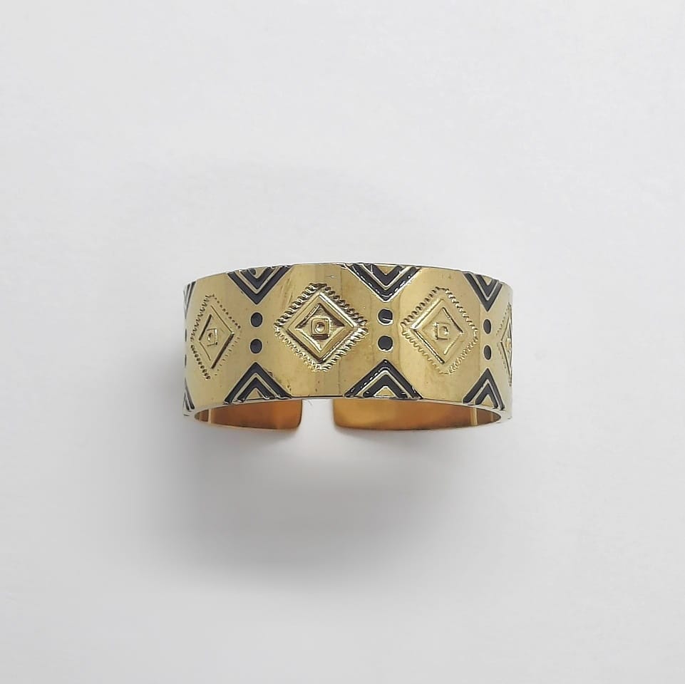 Flacher Fingerring aus Edelstahl - DARIS Ringe KOOMPLIMENTS