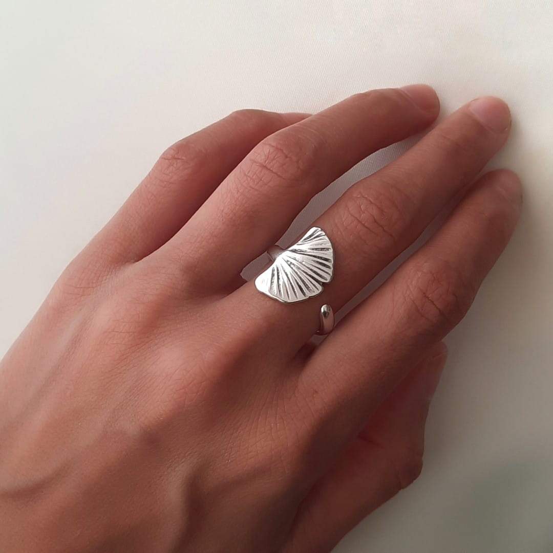 Ginkgoblatt Ring - Silber Ringe KOOMPLIMENTS