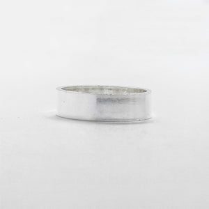 Glatter flacher Allianz-Ring Silber