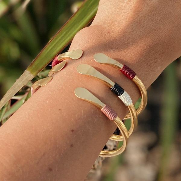 Gold Armreif Juaca - Lucera Armband KOOMPLIMENTS