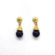 Gold Ohrringe mit schwarzen Steinen - Onyx Ohrringe KOOMPLIMENTS
