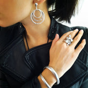 Grosse runde Ohrringe aus mattem Silber - Rings Ohrringe KOOMPLIMENTS