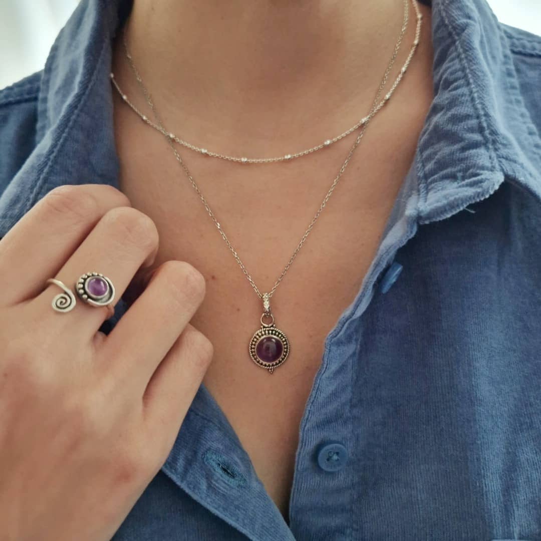 Halskette aus Silber mit Amethyst Stein - HARMONY Halsketten KOOMPLIMENTS