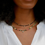 Halskette aus Zoïsit, Rubin und Labradorit Collares KOOMPLIMENTS