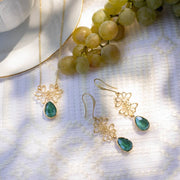 Halskette mit filigranem und smaragd Swarovski-Stein - LIANA Halsketten KOOMPLIMENTS 