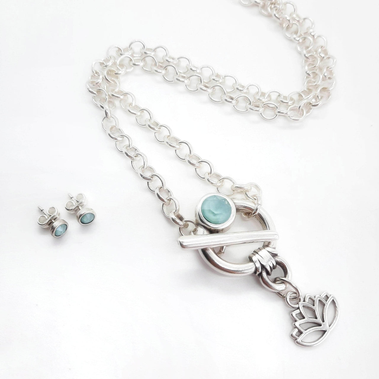 Halskette mit Lotusblume und Swarovski - Shine Mint Cercle Halsketten KOOMPLIMENTS