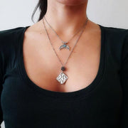 Halskette mit Silber Medaillon - Kugel und Wellen Halsketten KOOMPLIMENTS