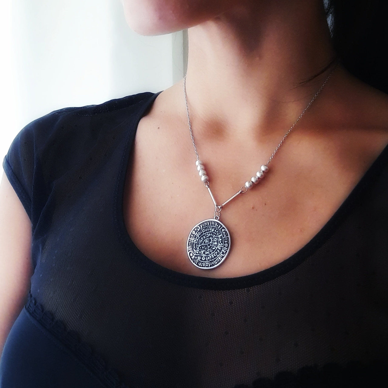 Halskette Silber mit Medaillon Phaistos Halsketten KOOMPLIMENTS