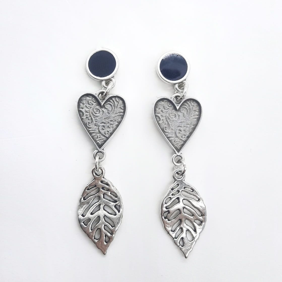 Herz mit Blatt Silber Ohrringe - heart with leaf Ohrringe KOOMPLIMENTS